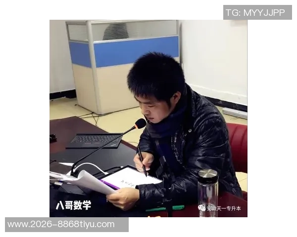 助教巧妙记录对手习惯萨福诺夫连扑四点展现实力