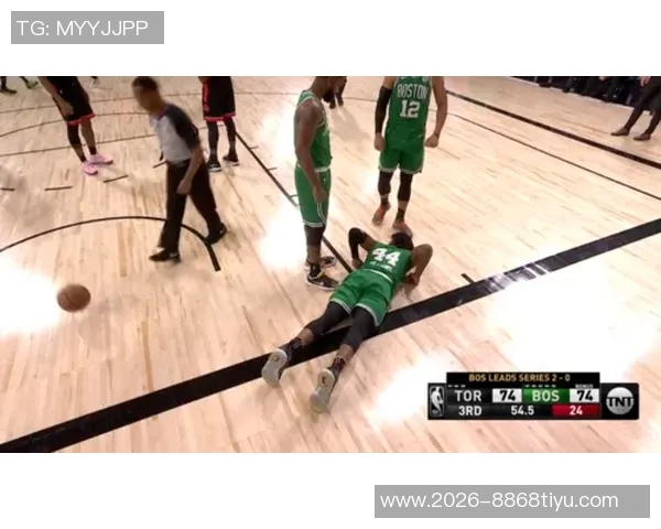 斯玛特谈最后一球争议称乔治试图造犯规裁判选择不吹哨 斯玛特谈最后一球争议称乔治试图造犯规裁判选择不吹哨