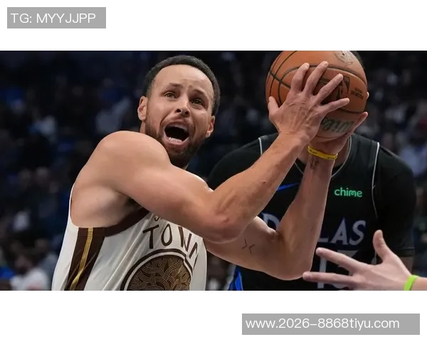 拼尽全力库里三分球表现惊艳全场独得38分却难阻球队失利